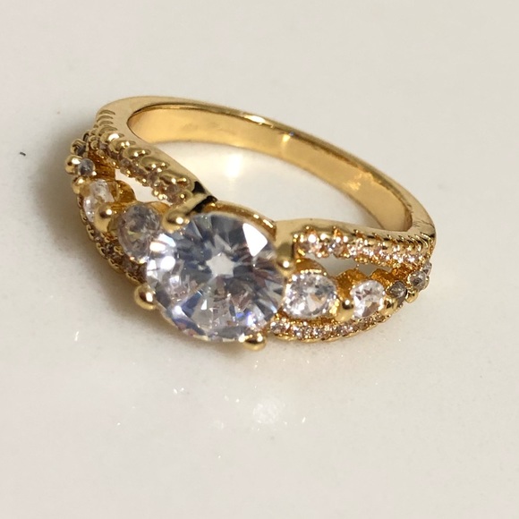 18k Gold Filled Engagement ring - Picture 2 of 9